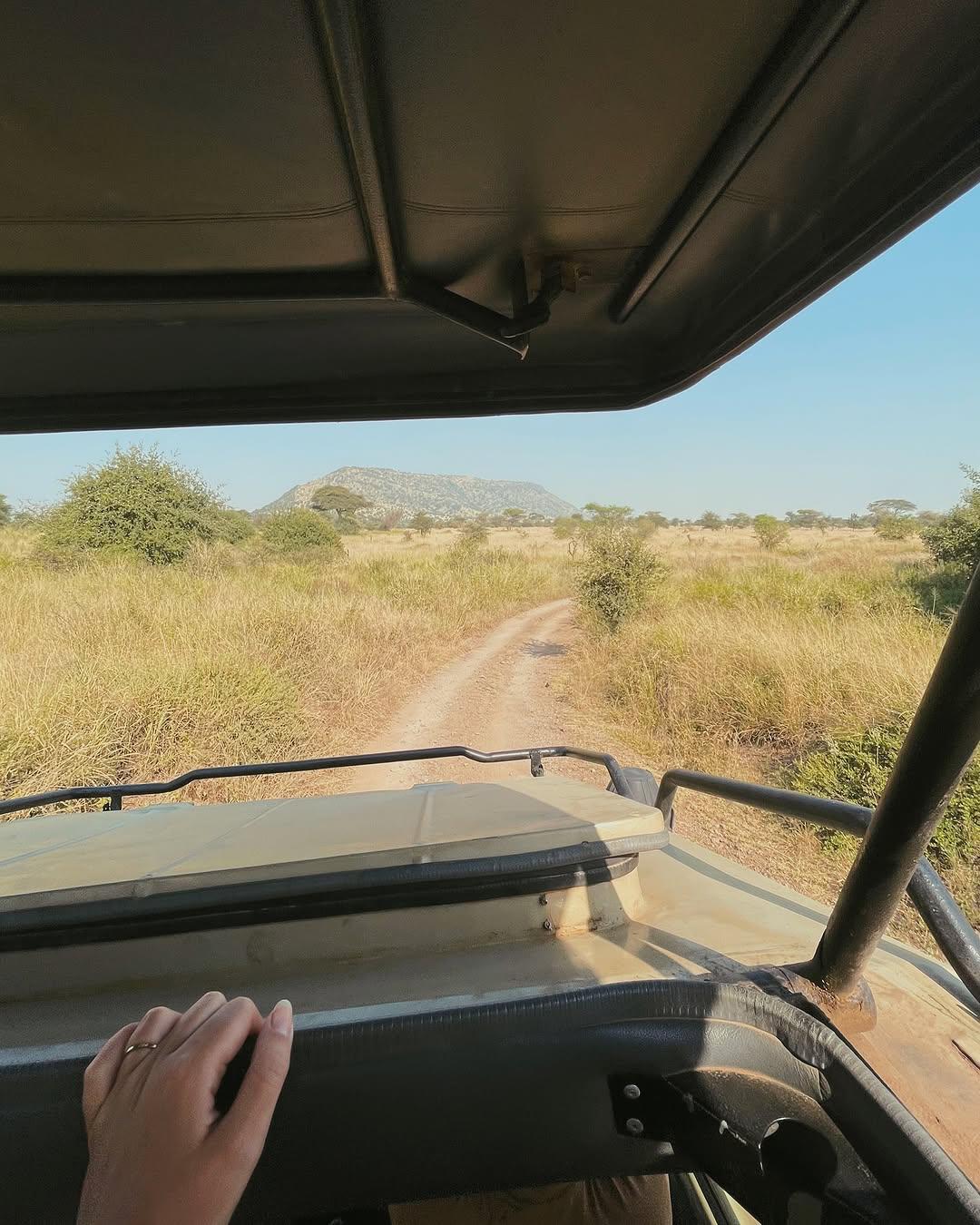 4-Day Mount Kilimanjaro, Serengeti &Ngorongoro Adventure